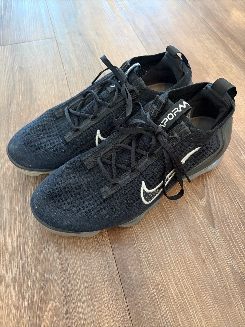 Nike Air VaporMax Flyknit Black Men’s Running Shoes size 10